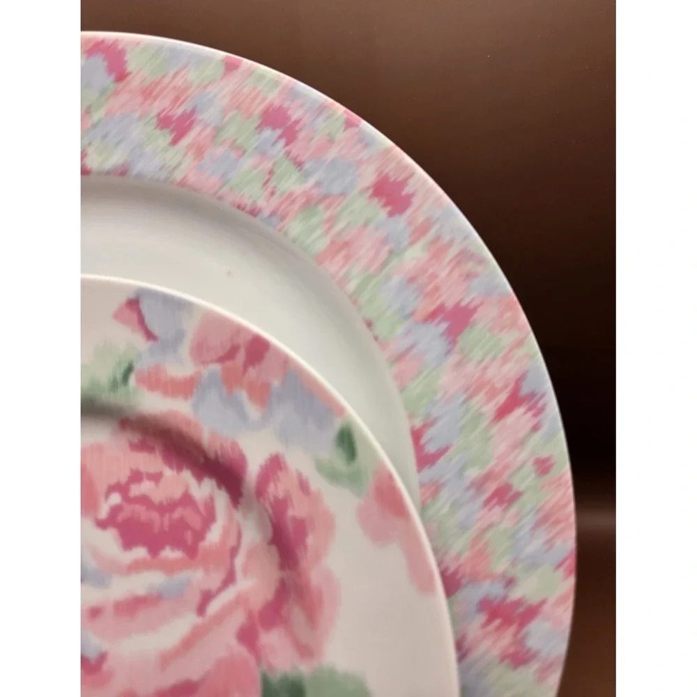 Vintage Dinner Plates /Salad. 2 In Set Pink Roses‎ And Design By Lynn Hollyn